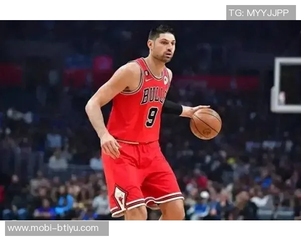 大洛佩斯表现低迷全场仅得1篮板正负值惨淡24令球队失望 大洛佩斯表现低迷全场仅得1篮板正负值惨淡24令球队失望