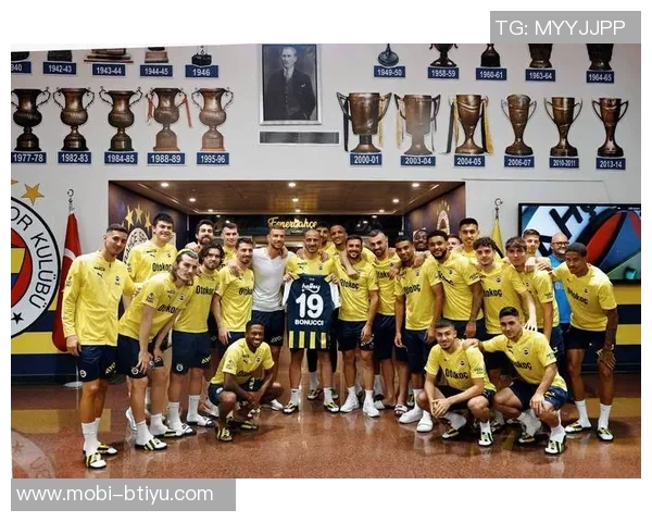 国米与费内巴切谈判租借买断但弗拉泰西倾向加盟尤文